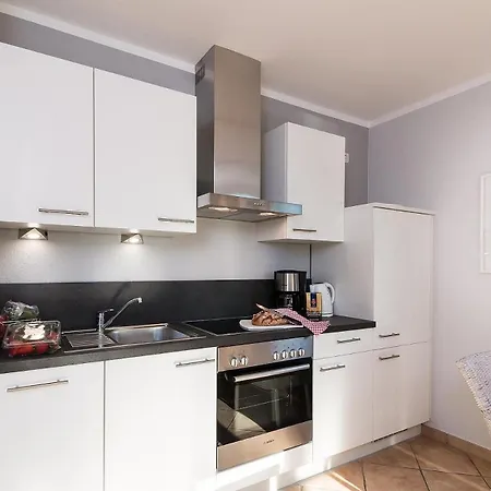 W2 - Gaestehaus Christian-westphal-str 60 - Feriendomizil Hollich Apartament