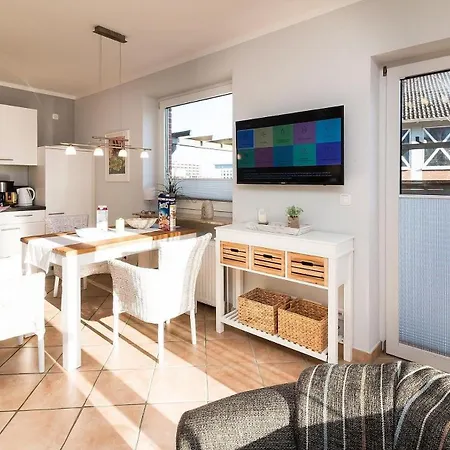 W2 - Gaestehaus Christian-westphal-str 60 - Feriendomizil Hollich アパート グレーミッツ